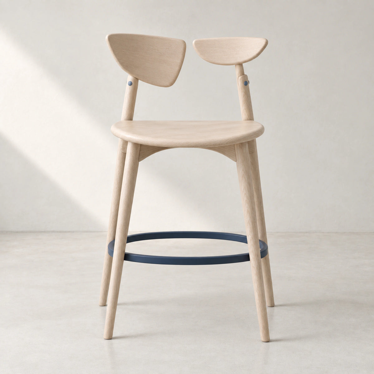 Toren Counter Chair 65, direct front view
