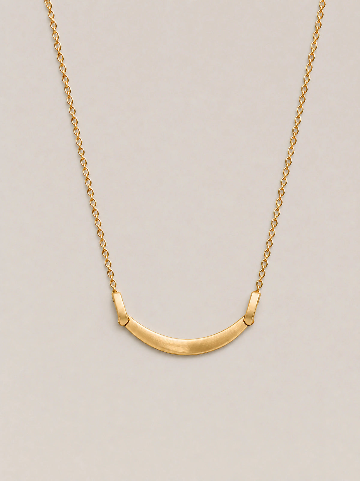 seravel arc pendant gold gallery 3