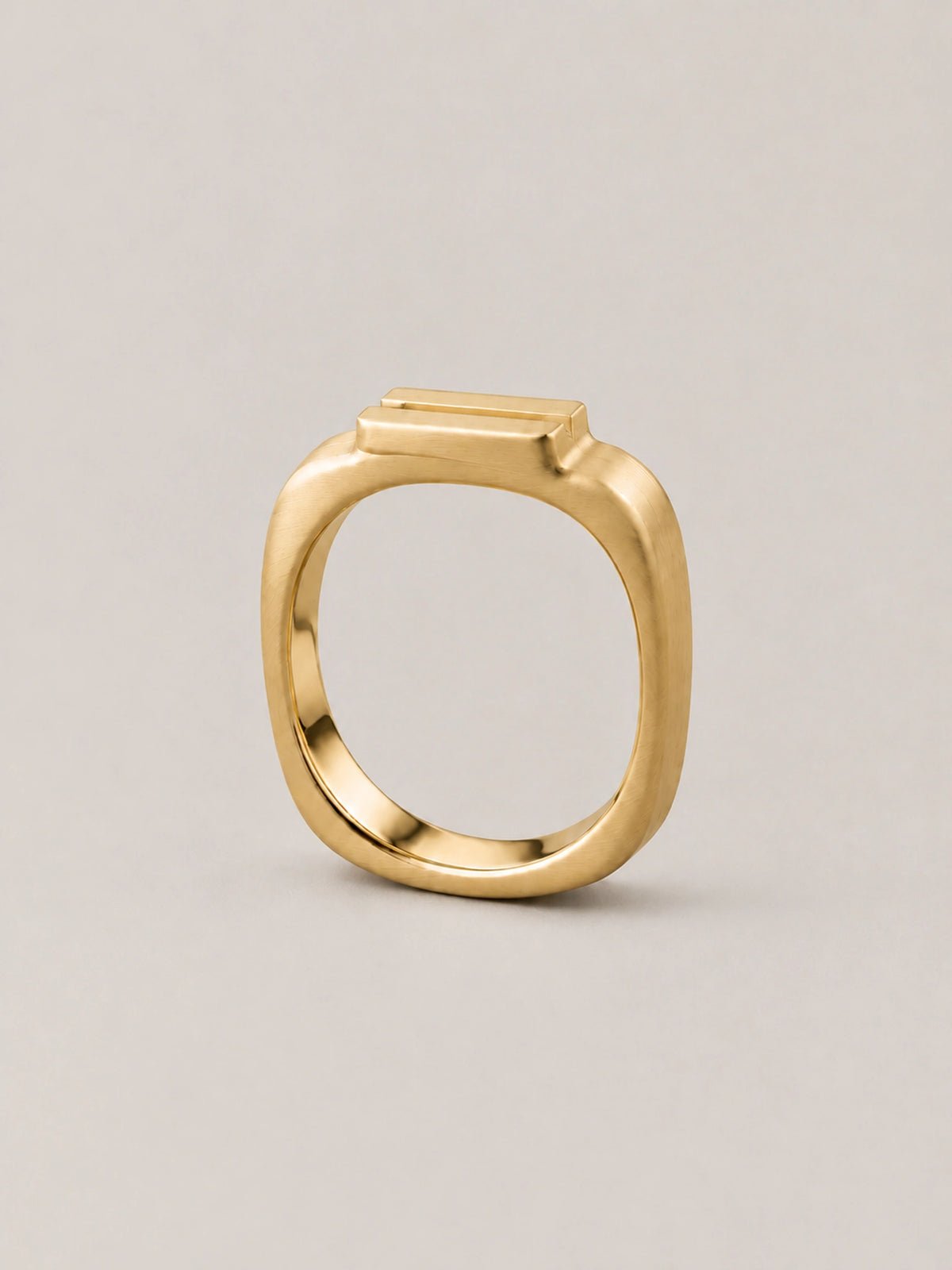 seravel offset band gold gallery 4
